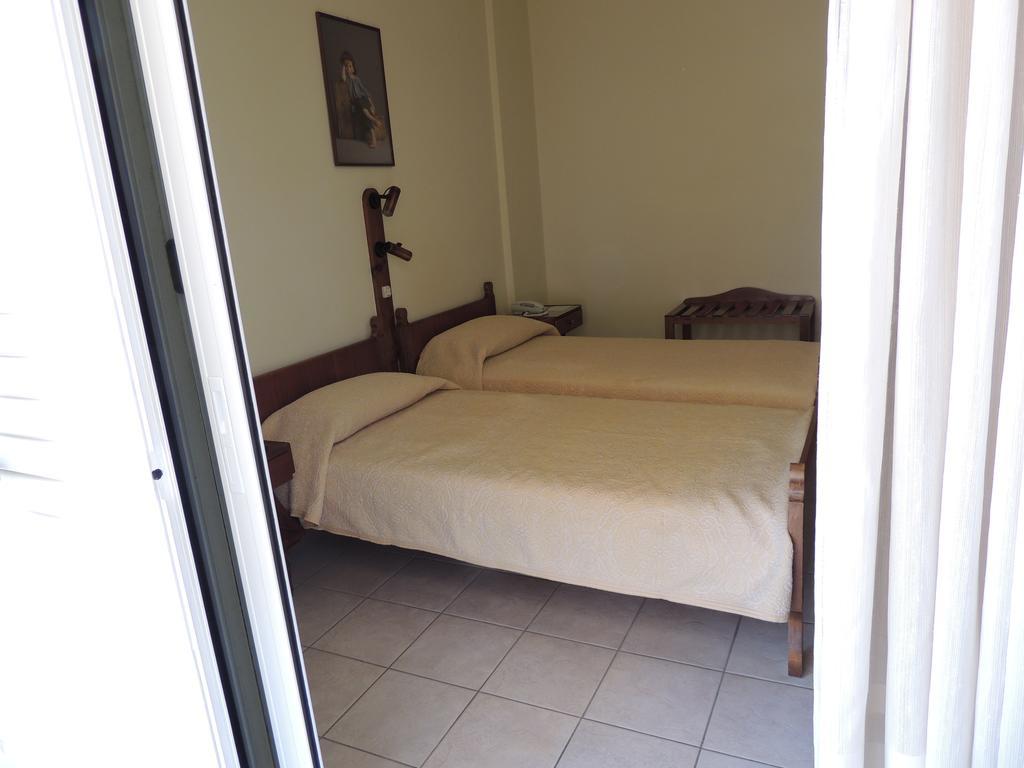 Miami Studios Loutra Edipsou  Chambre photo
